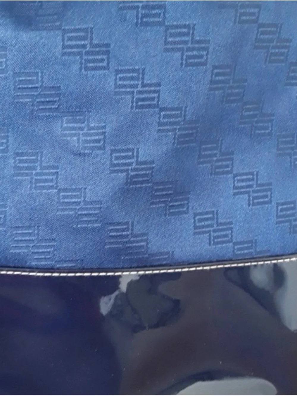 no brand stylish navy